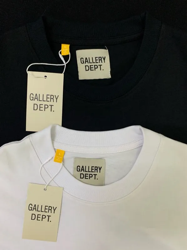 608 model P110 Gallery Dept real shot black and white hanging shot S. M. L. XL